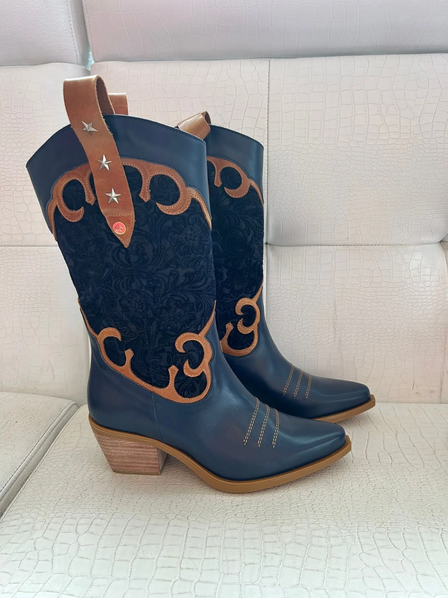 Jewel- Navy-Tan Cowboy boot