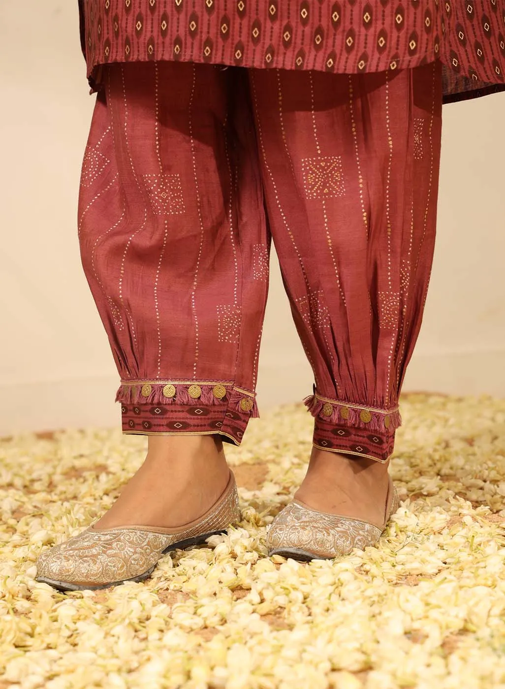 Maroon Collared Straight Kurta