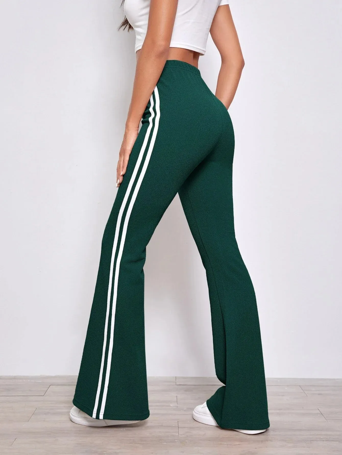 STRIPED SIDE FLARE LEG PANTS