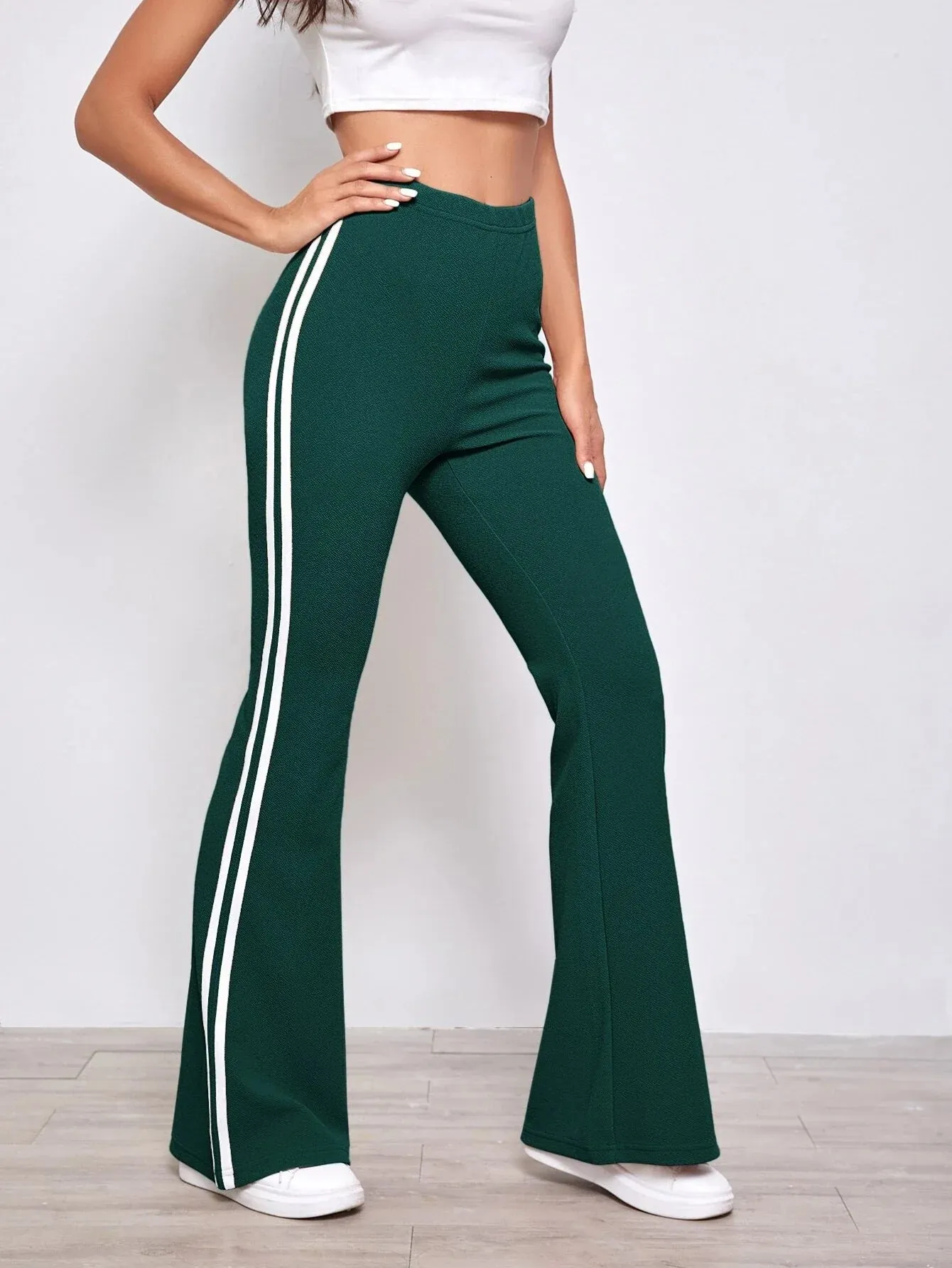 STRIPED SIDE FLARE LEG PANTS