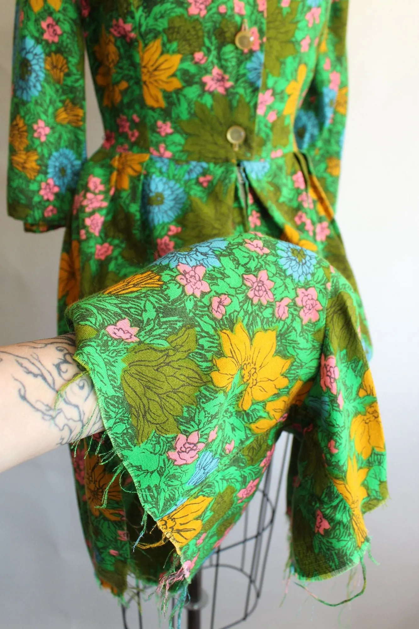 Vintage 1960s Rosa Ray Floral Print Romper Jumpsuit