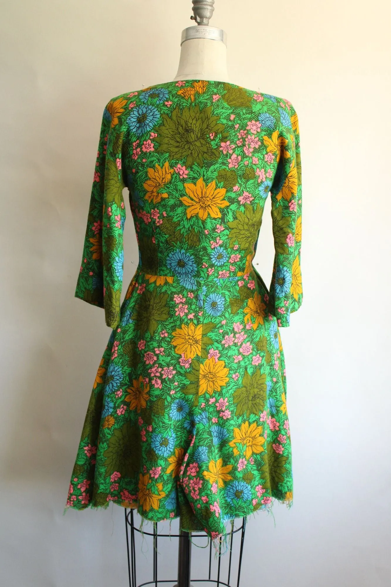 Vintage 1960s Rosa Ray Floral Print Romper Jumpsuit