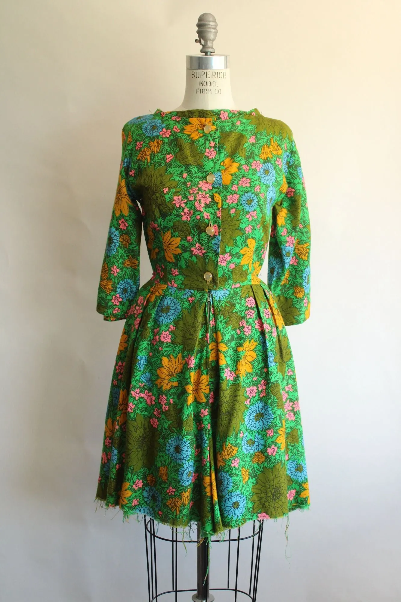 Vintage 1960s Rosa Ray Floral Print Romper Jumpsuit